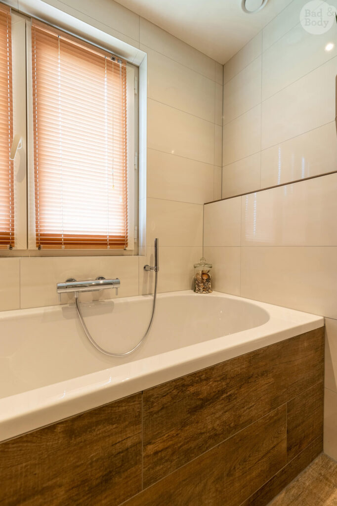16_2020_CenG_DeGeijter_Houtgrijswit_Badkamer_L_HR